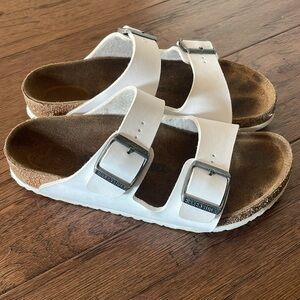 Birkenstock girl sandals - white Size 34